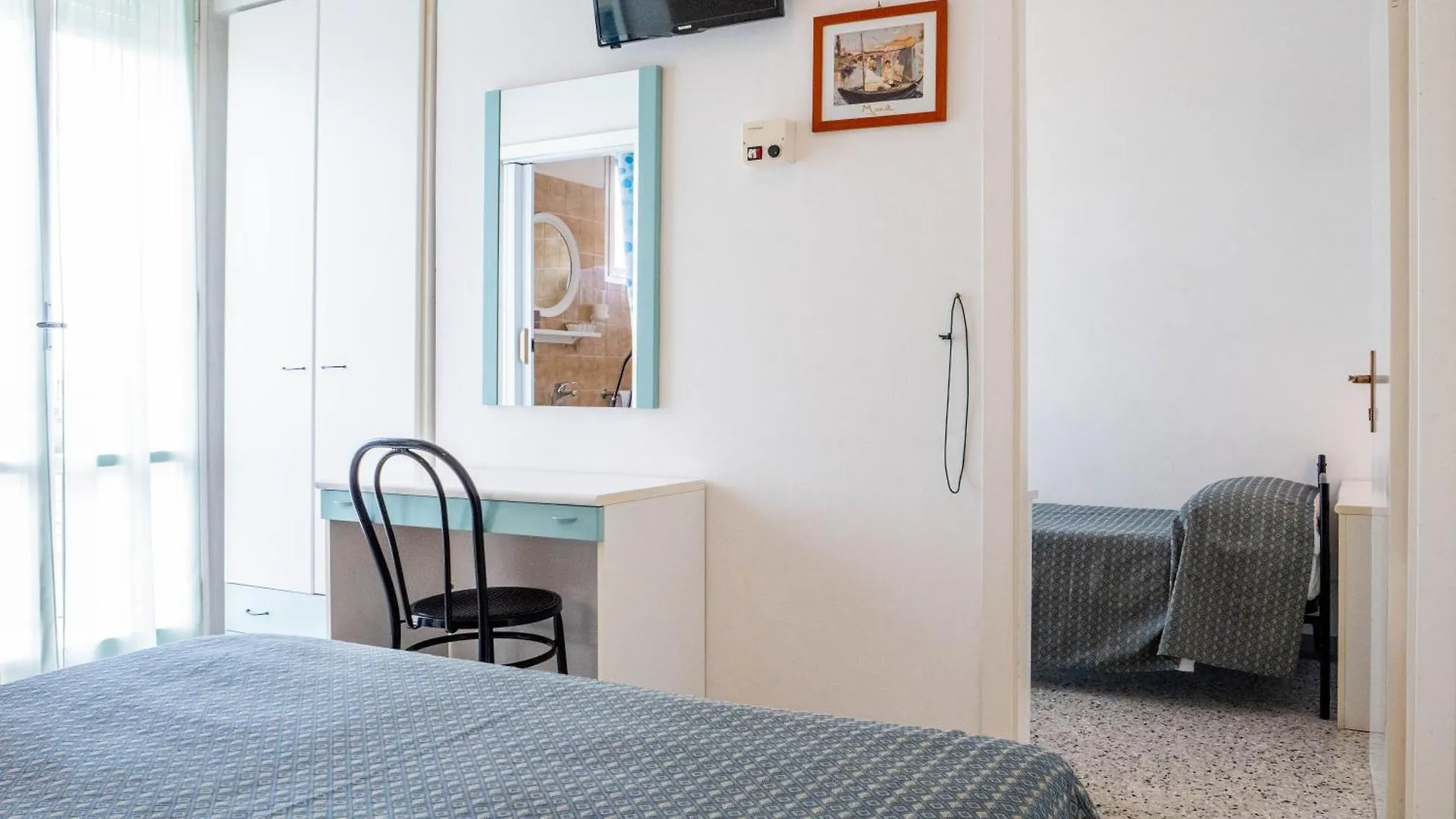 Hotel Cavallino Bianco リミニ 2*,  イタリア