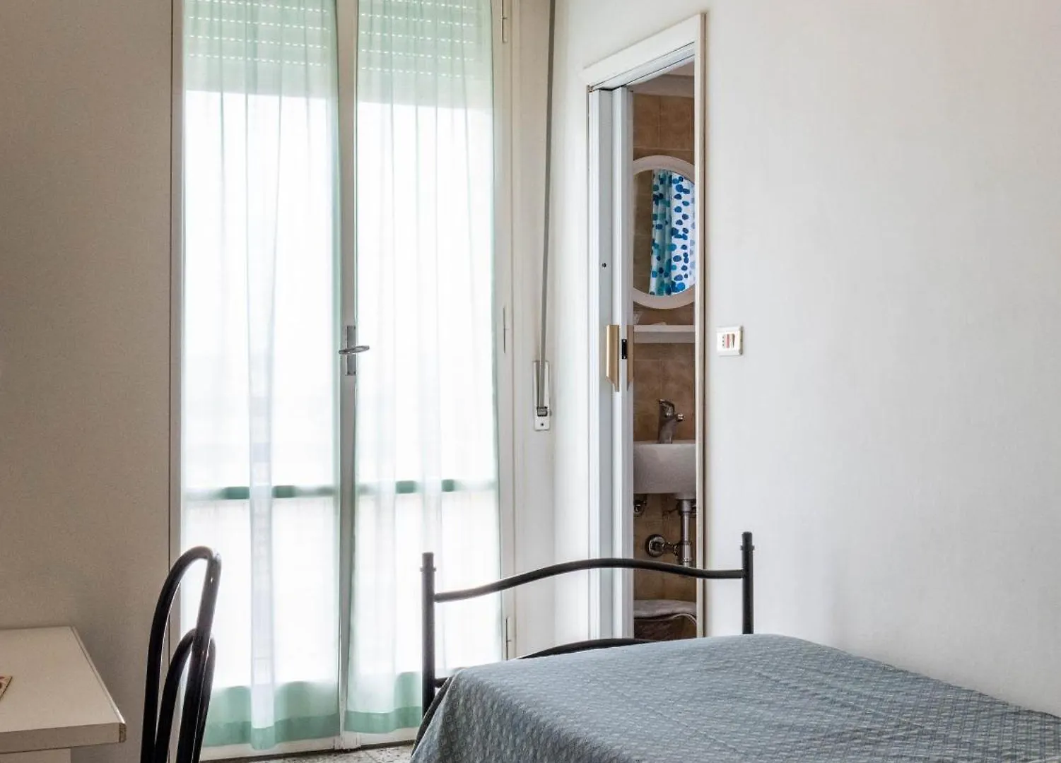 Hotel Cavallino Bianco リミニ 2*,