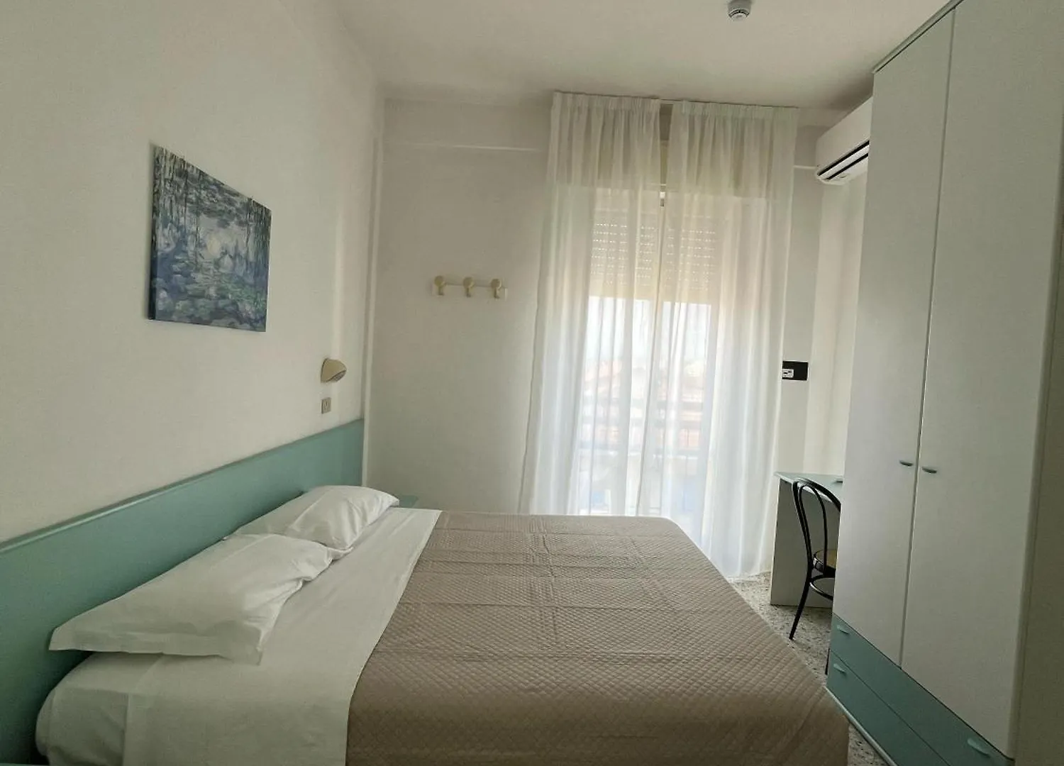Hotel Cavallino Bianco リミニ
